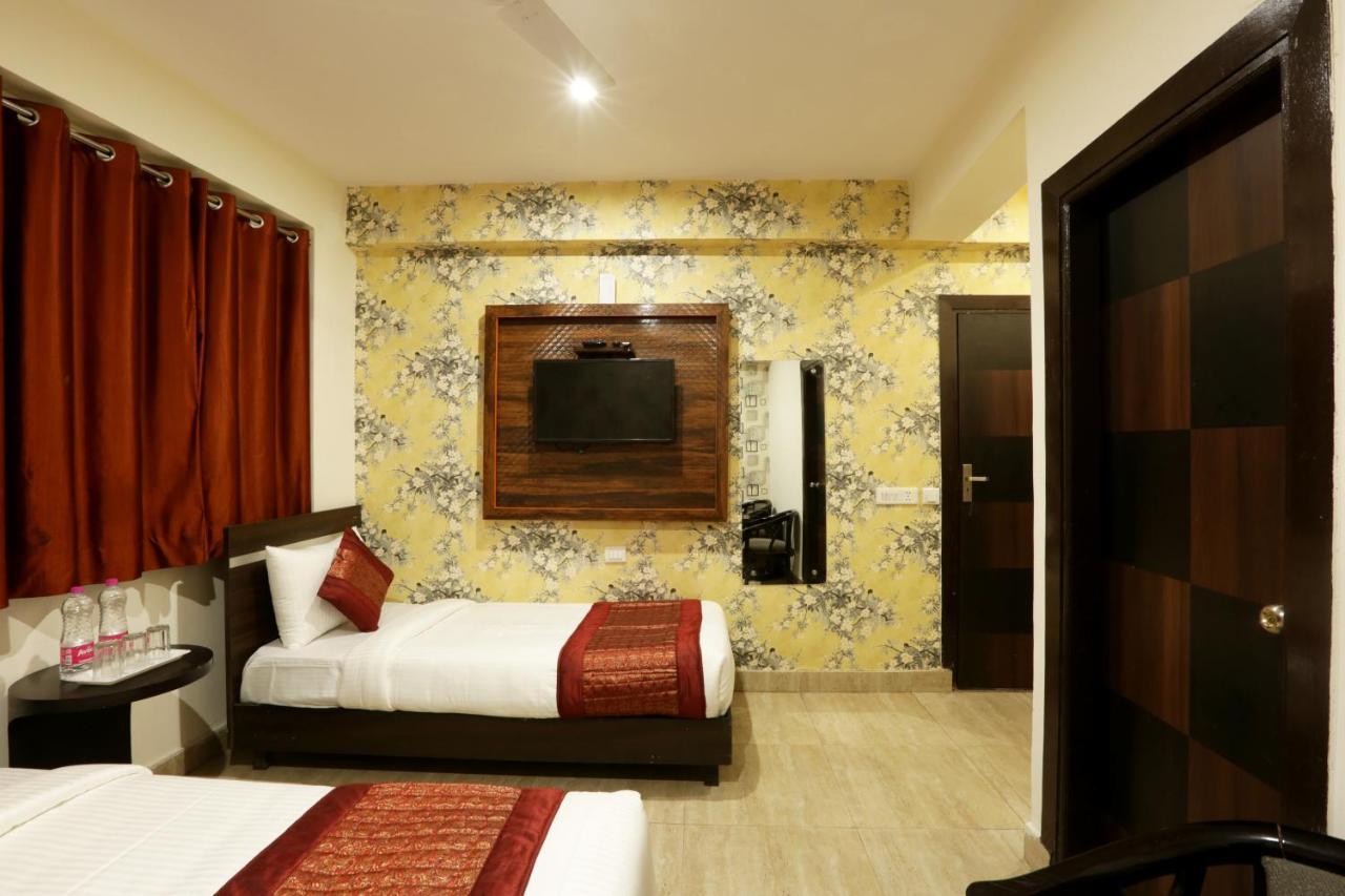 ניו דלהי Hotel Square Stay מראה חיצוני תמונה