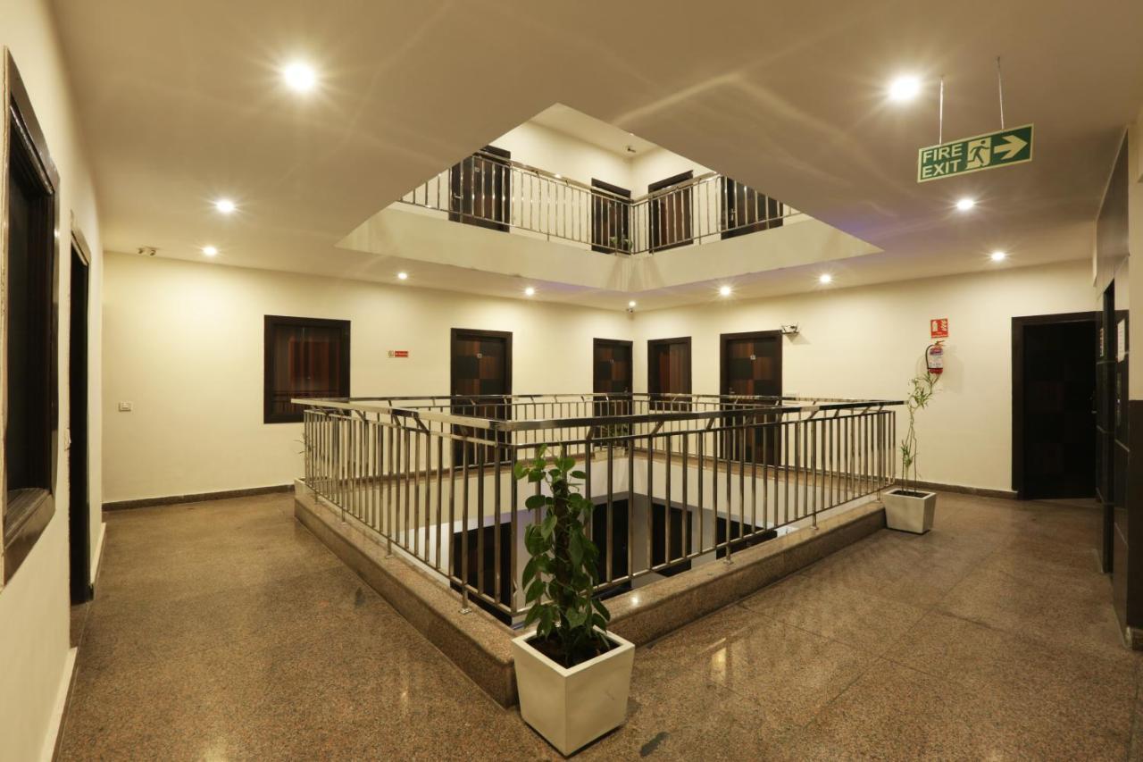 ניו דלהי Hotel Square Stay מראה חיצוני תמונה