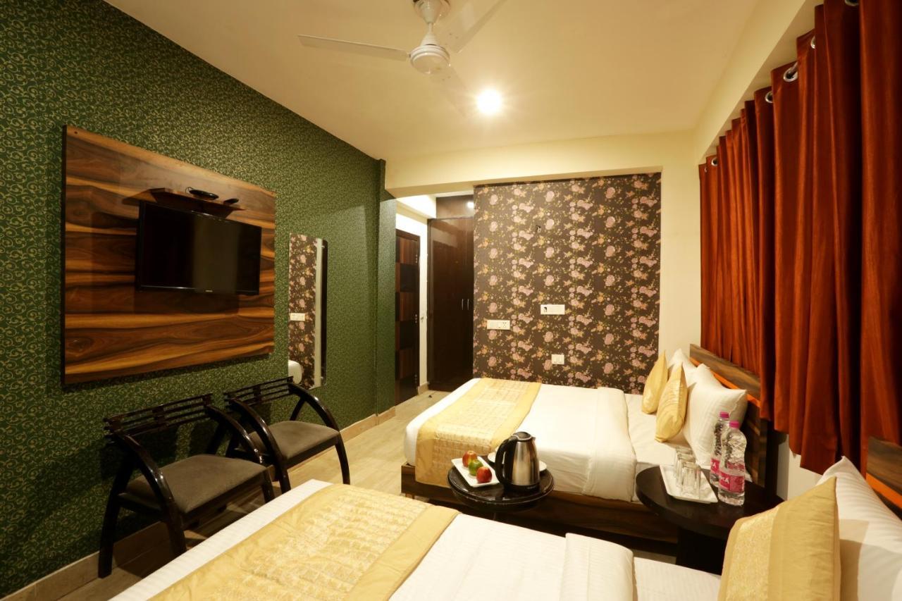 ניו דלהי Hotel Square Stay מראה חיצוני תמונה